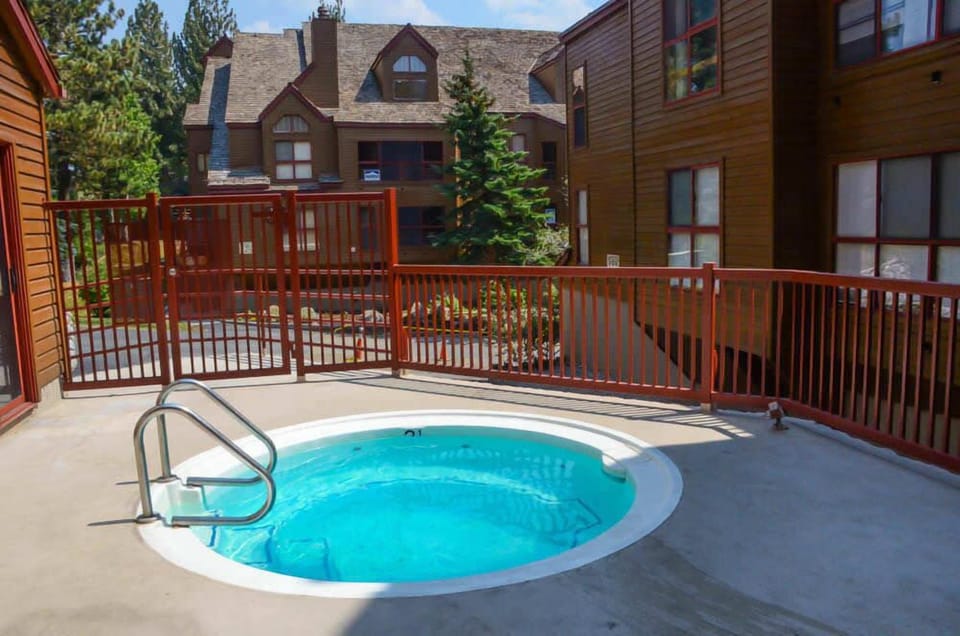Hot tub