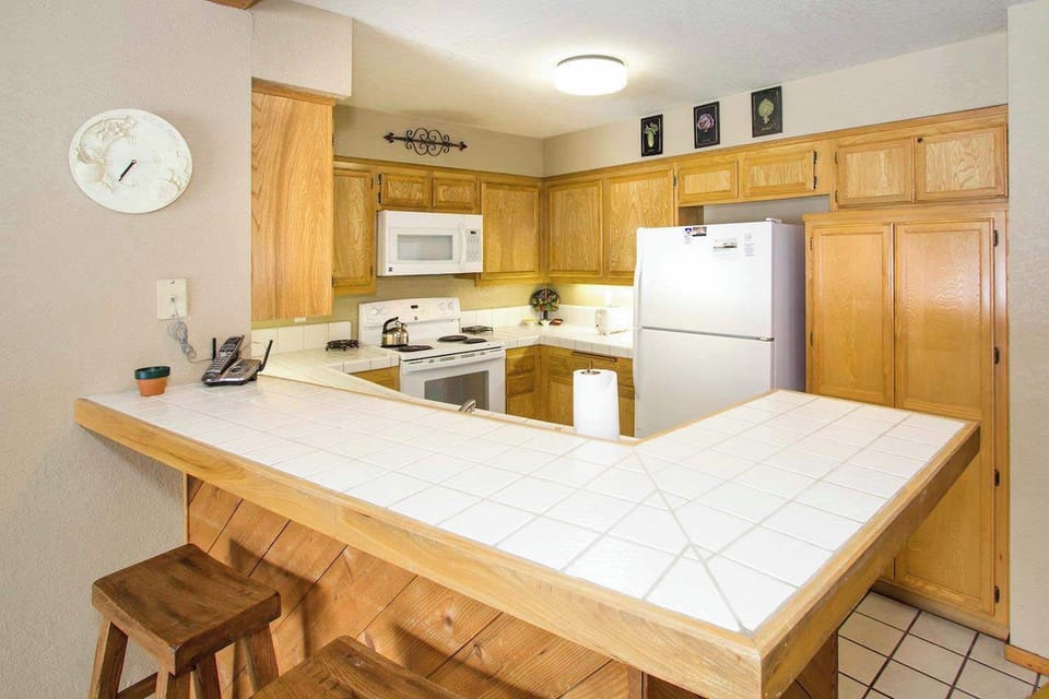 Fully equipped kitchen