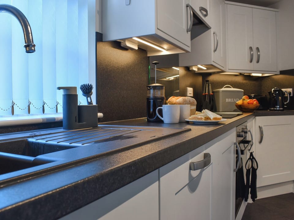 Kitchen | Harbour Reach, Mevagissey