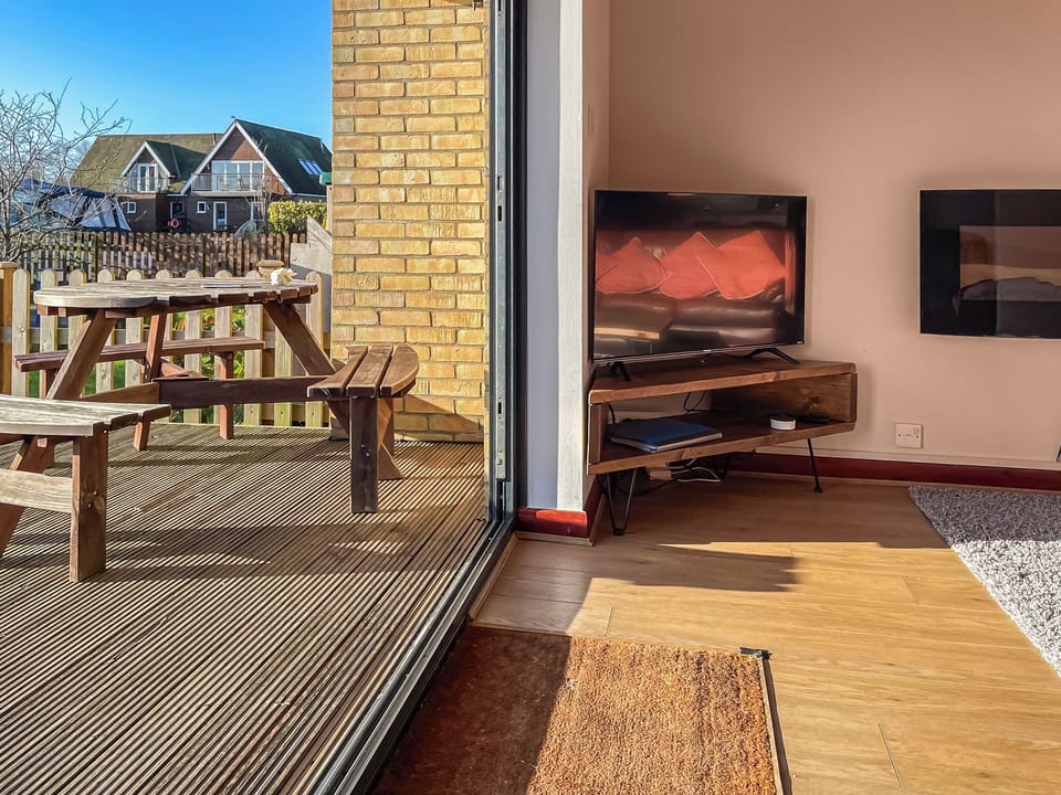 Open plan living space | Marina Vista, Horning
