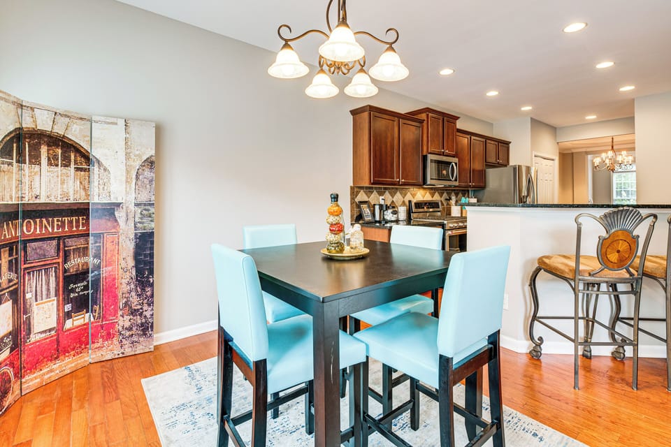 Kitchen Area | 1st Floor | Dining Table | Breakfast Bar | Cooking Basics