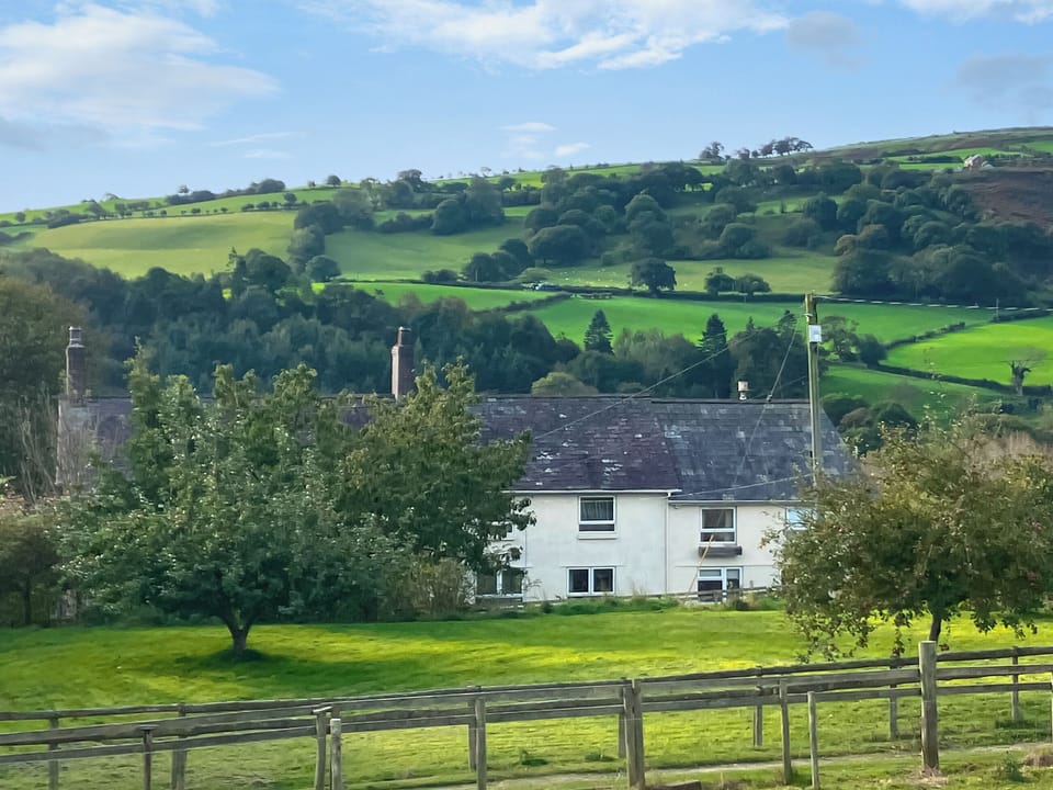 Setting | The Hayloft, Abergele