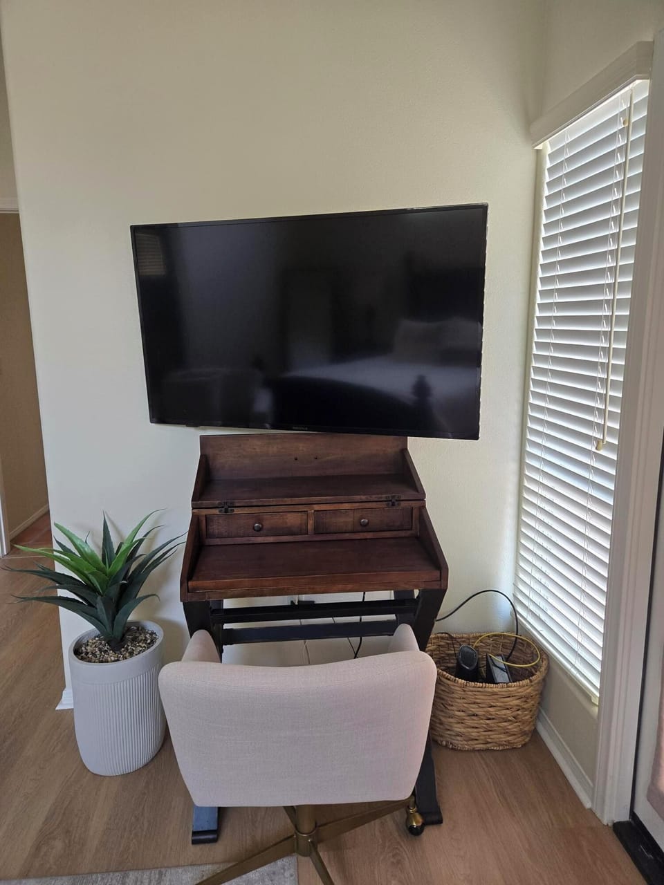 Primary, TV and secretary's desk