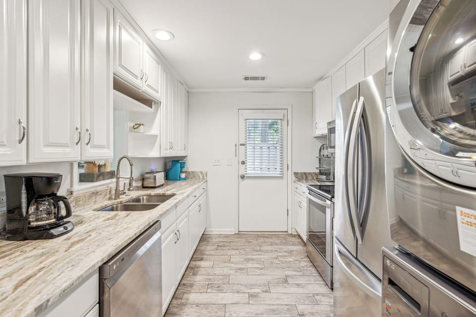 Fully equipped kitchen