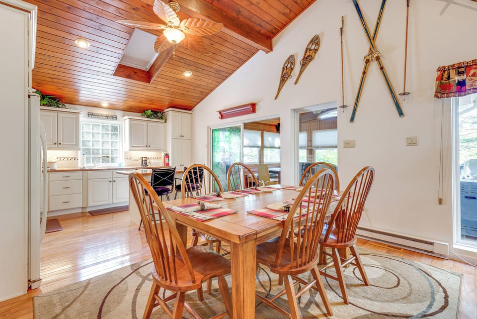 Dining Area | 1st Floor | Dishware & Flatware Provided