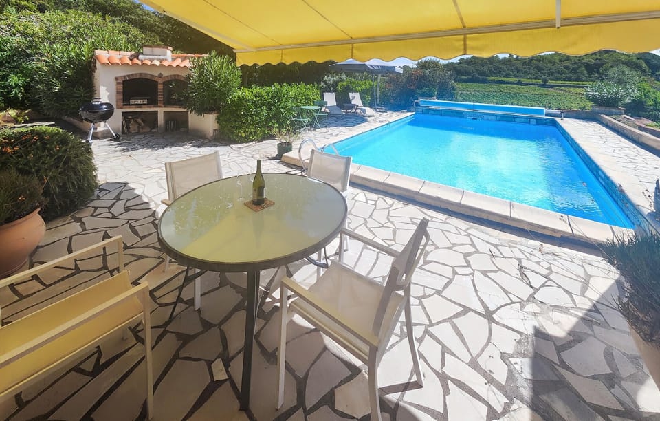 pool