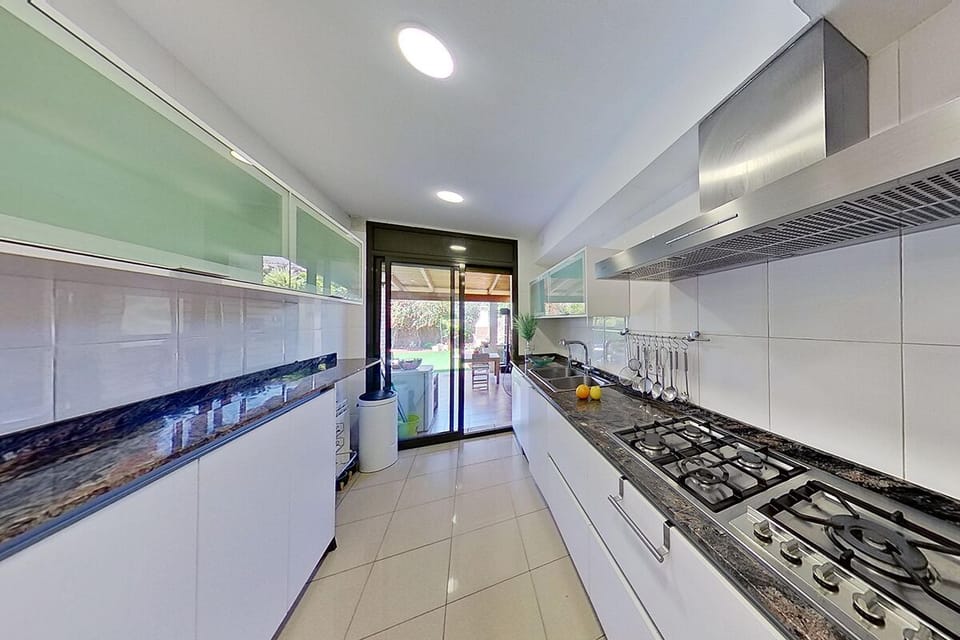 EQUIPAMIENTO COCINA