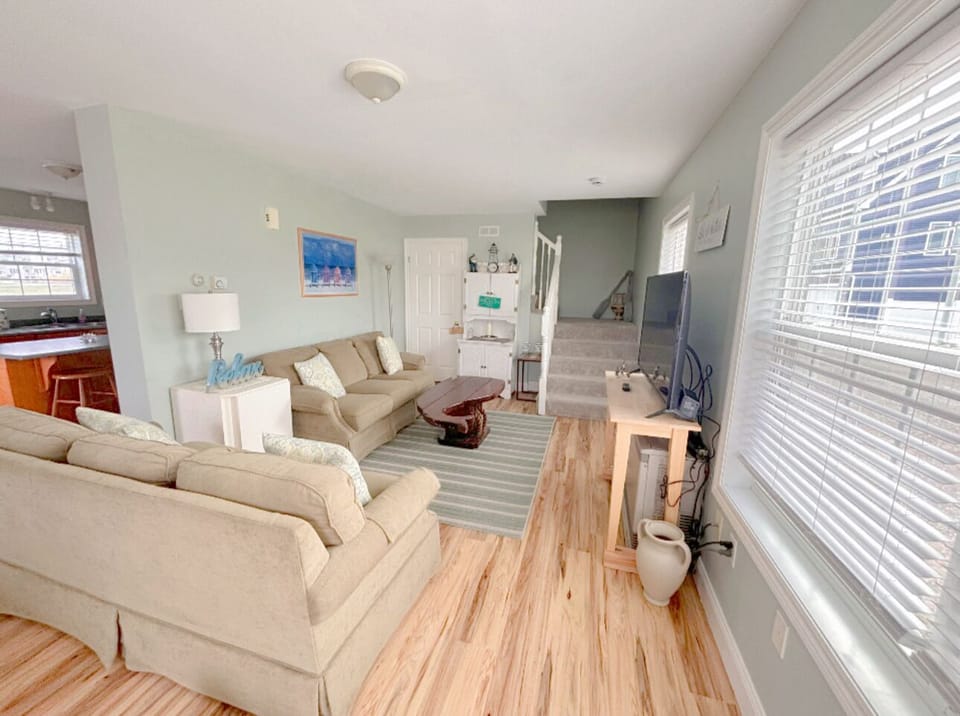 Ample living area space, open concept