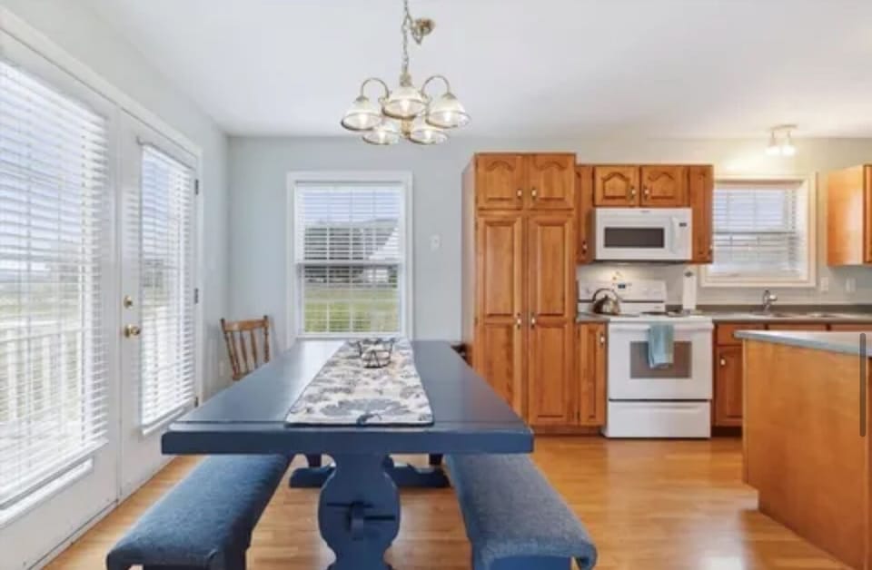 Open concept dining/kitchen. Deck next to dining room