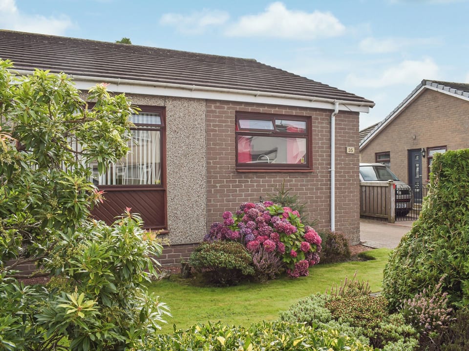 Exterior | Wallace View, Stirling