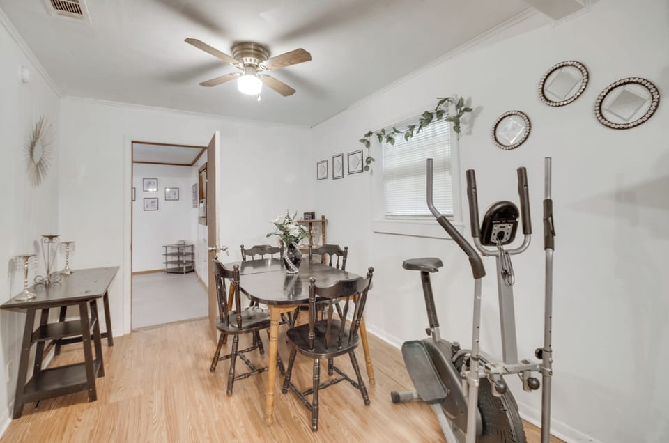 Dining Area | Dishware/Flatware | Trash Bags/Paper Towels