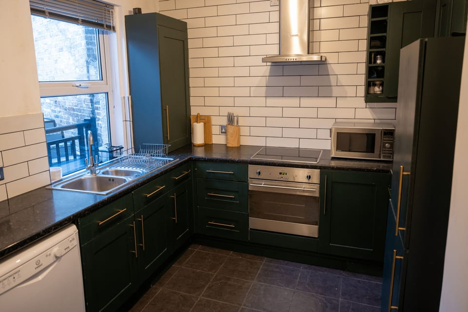 Montpellier Villa - Kitchen 1