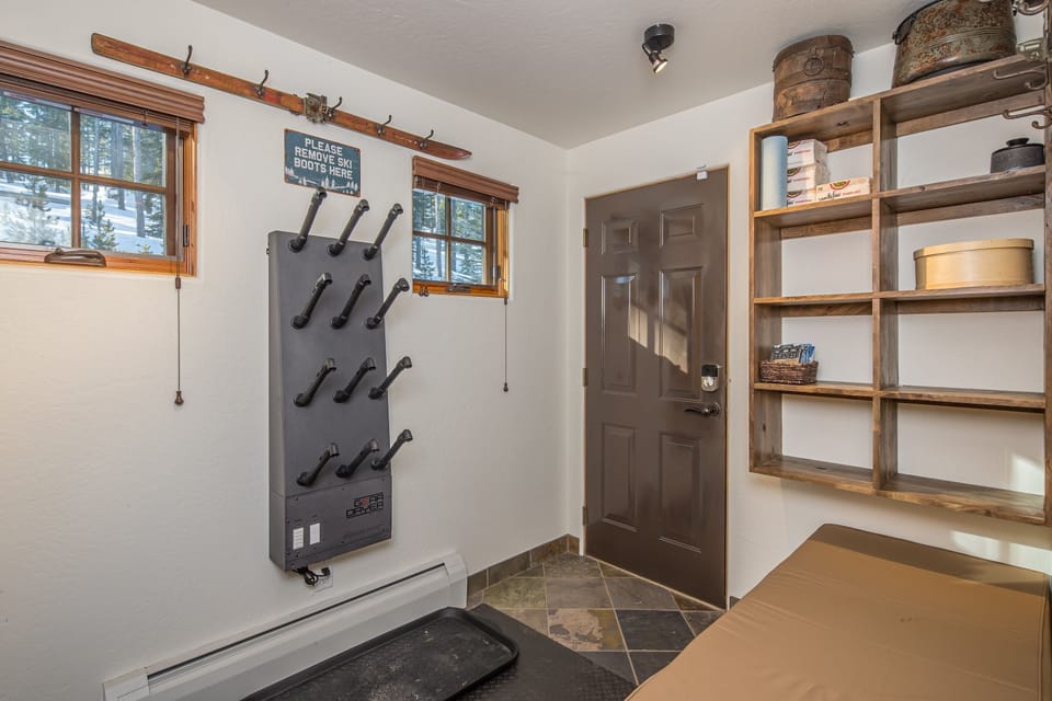 Ski Room, Main Level