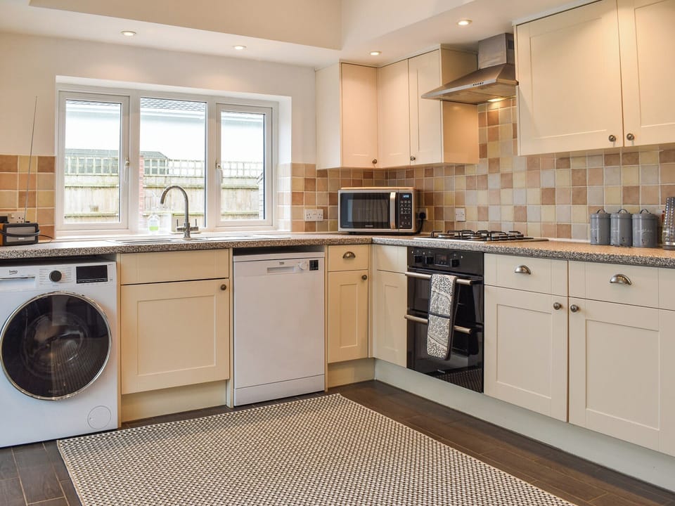 Kitchen | Little Thatch, Ringwood