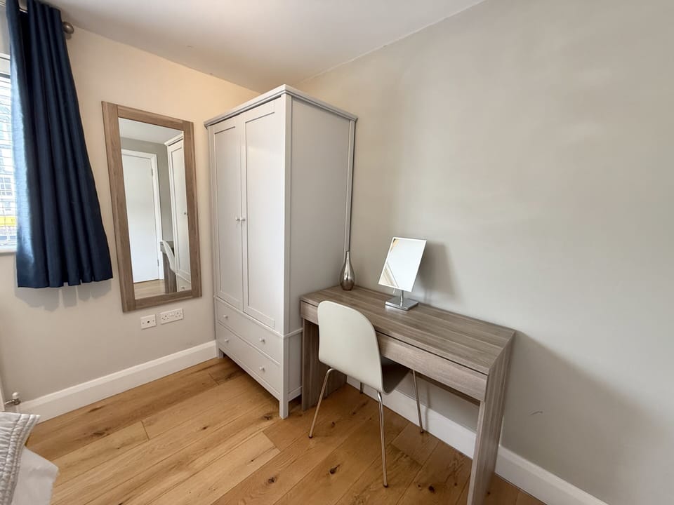 Desk / Dressing Table in bedroom 2