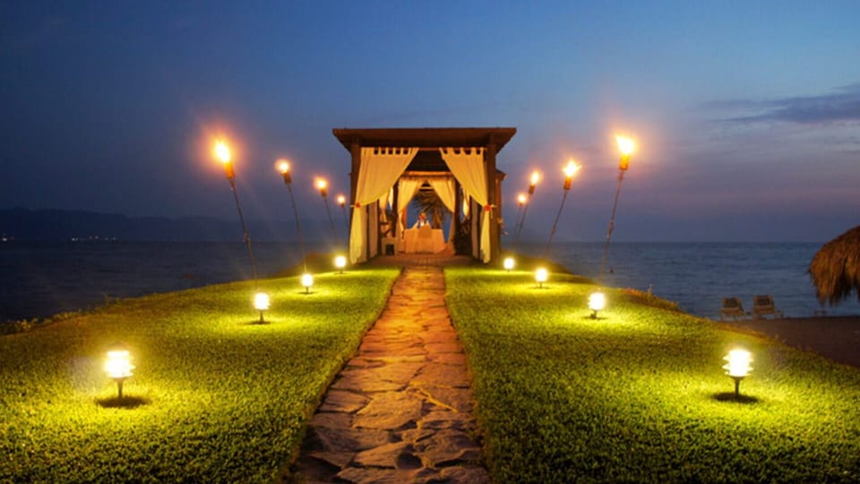 Beachfront dinner under the stars at Villa del Palmar Puerto Vallarta.