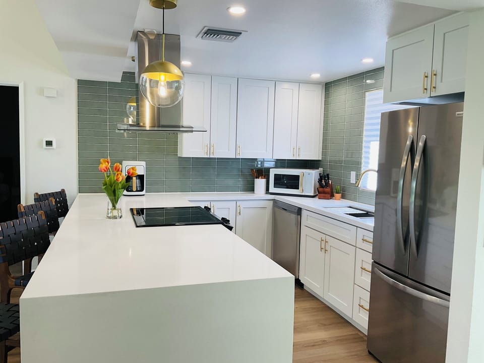 Completely remodeled gourmet kitchen