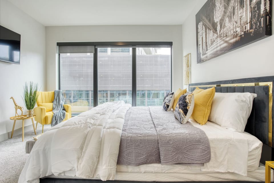 Bedroom (2)