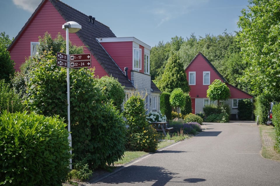 Immediate Surroundings [summer] (<1 km)