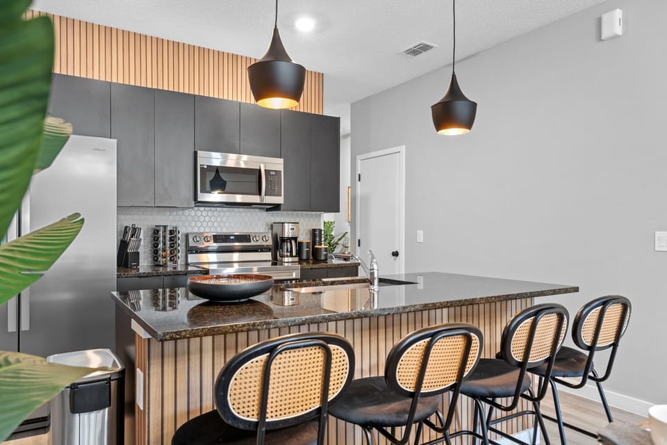 Kitchen Island with 4 Additional Seating Space