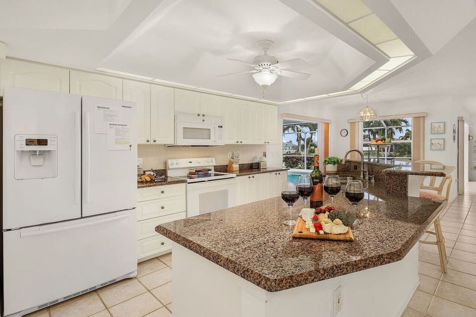 Everyone loves a big kitchen! You’ll find all the essentials for making great meals during your visit.
