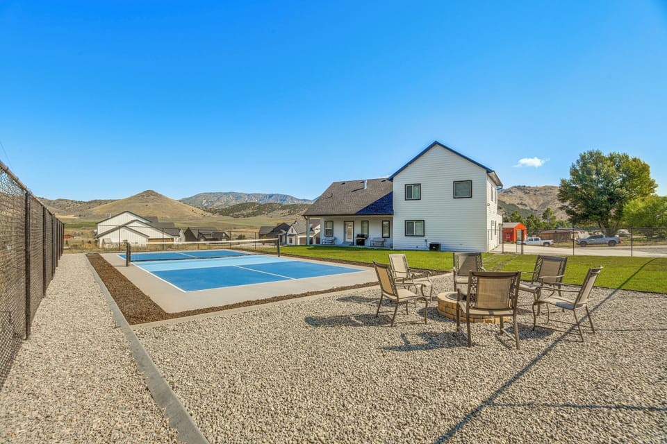 Lava Hot Springs Vacation Rental | 5BR | 3BA | 2,775 Sq Ft | Step-Free Access