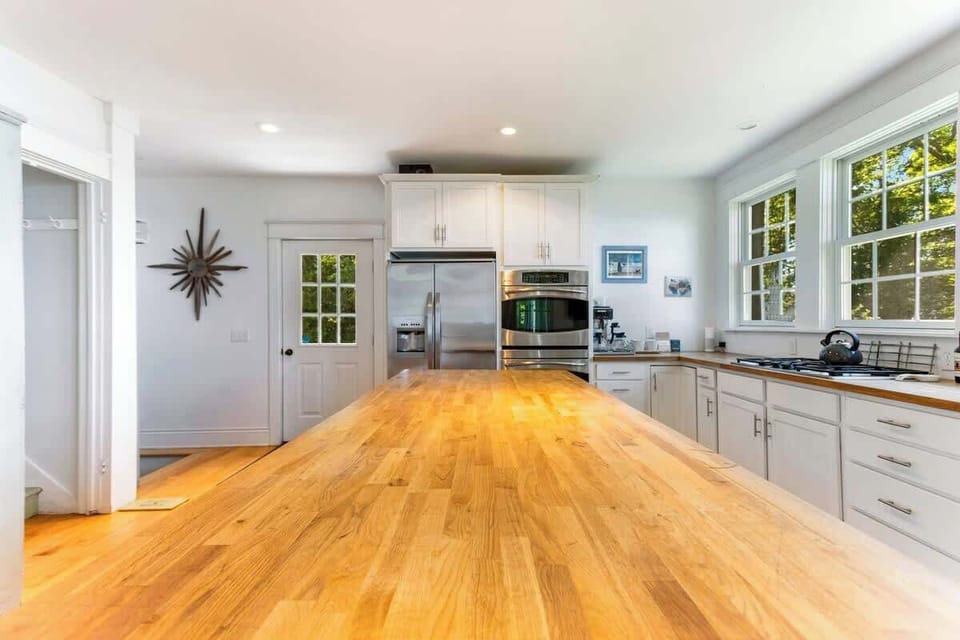 Fully Equipped Kitchen with Island Seating | Where Conversation and Cooking Meet