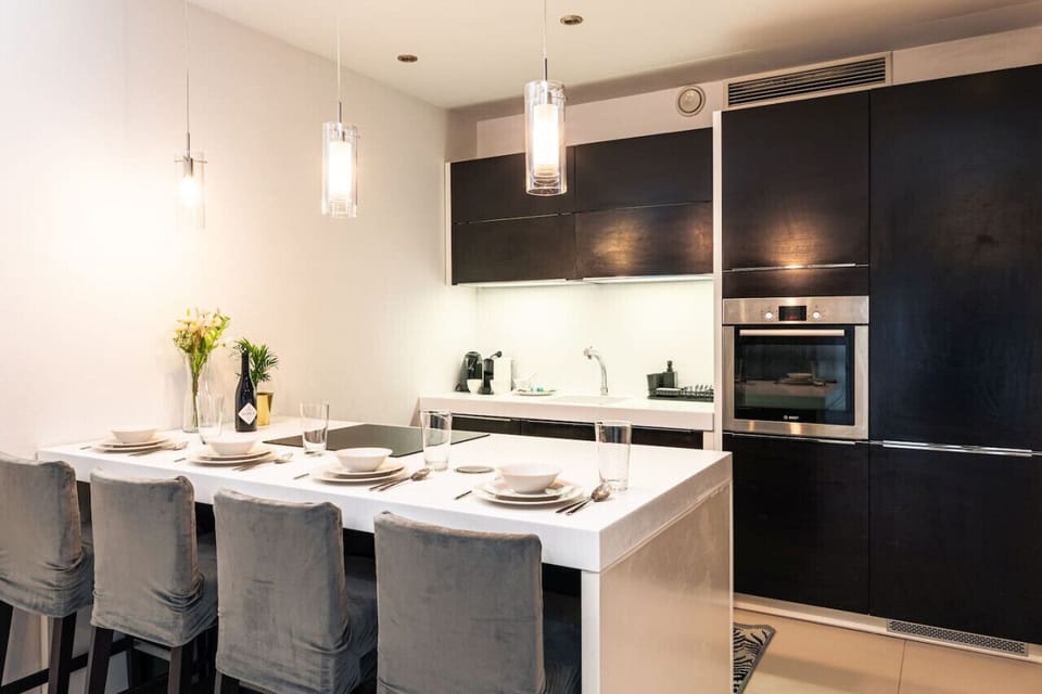 Fully Equipped Kitchen | Book Now with RENTUJEMY