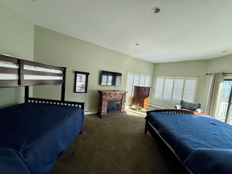 Primary Third Level - Private Deck.
Full over Twin Bunk and King Bed