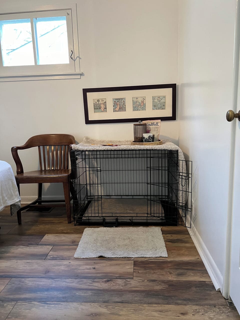 Large size dog crate to secure pets when you are not with them.