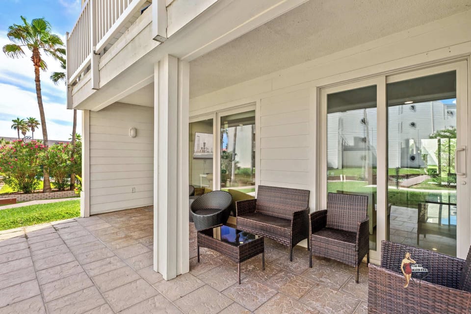 A spacious covered patio to enjoy the ocean breeze