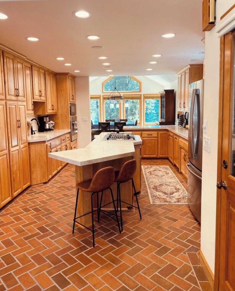 Kitchen Island