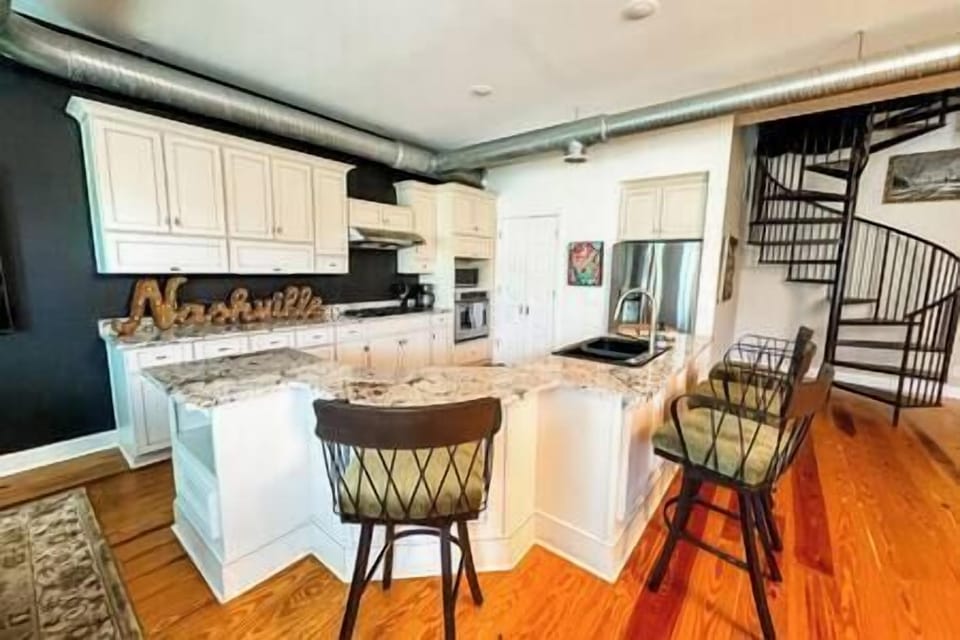 52b021c3 9a24 4b1f 9ed6 32f1ef4cedee