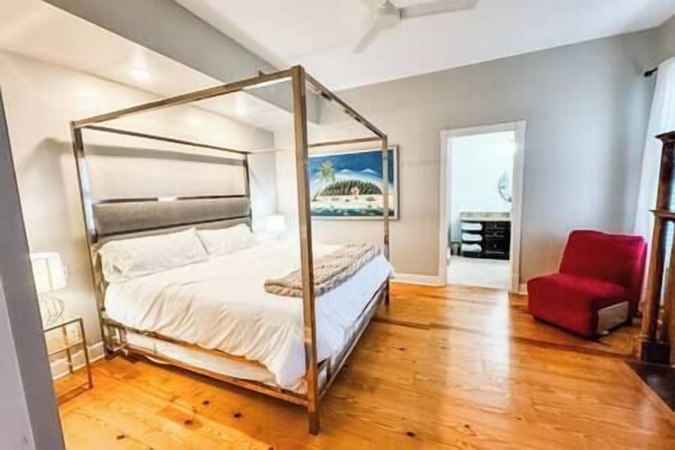 9e3d4427 72a7 4f32 a5ab e23330331d2c