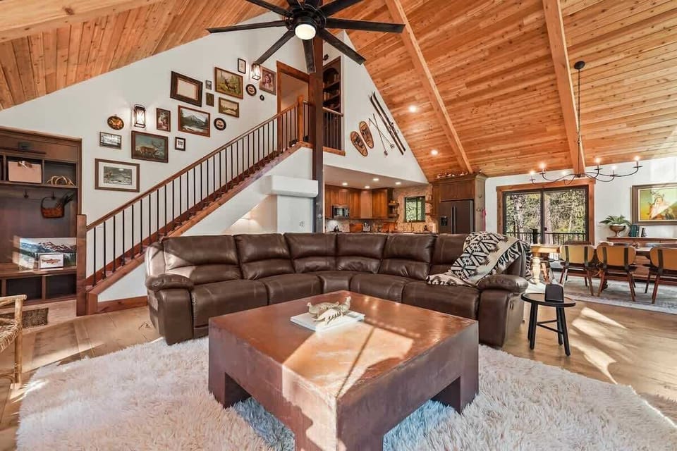 Spacious Cabin Space