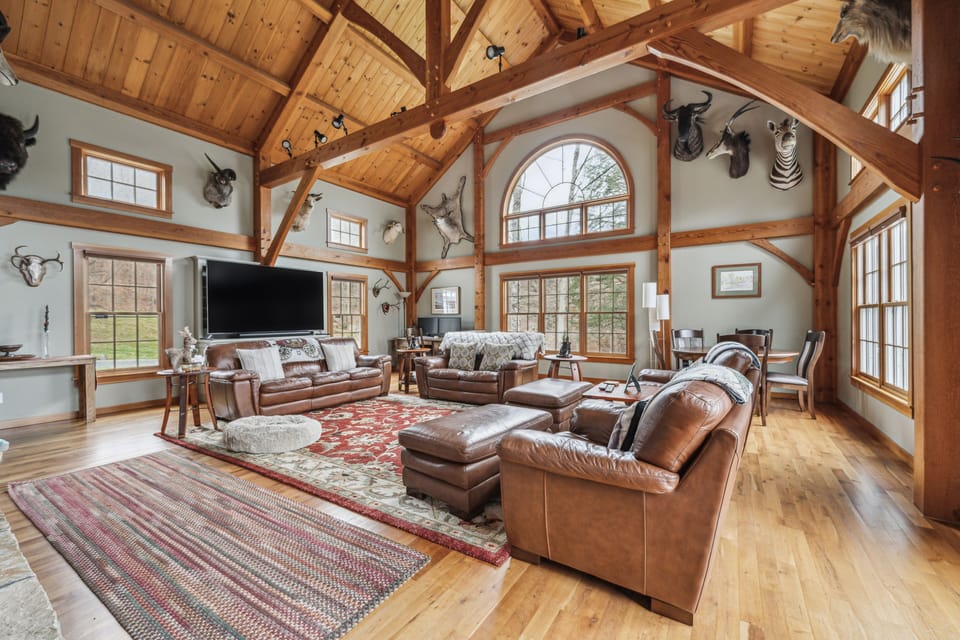 Furniture, Indoors, Living Room, Hardwood, Home Decor