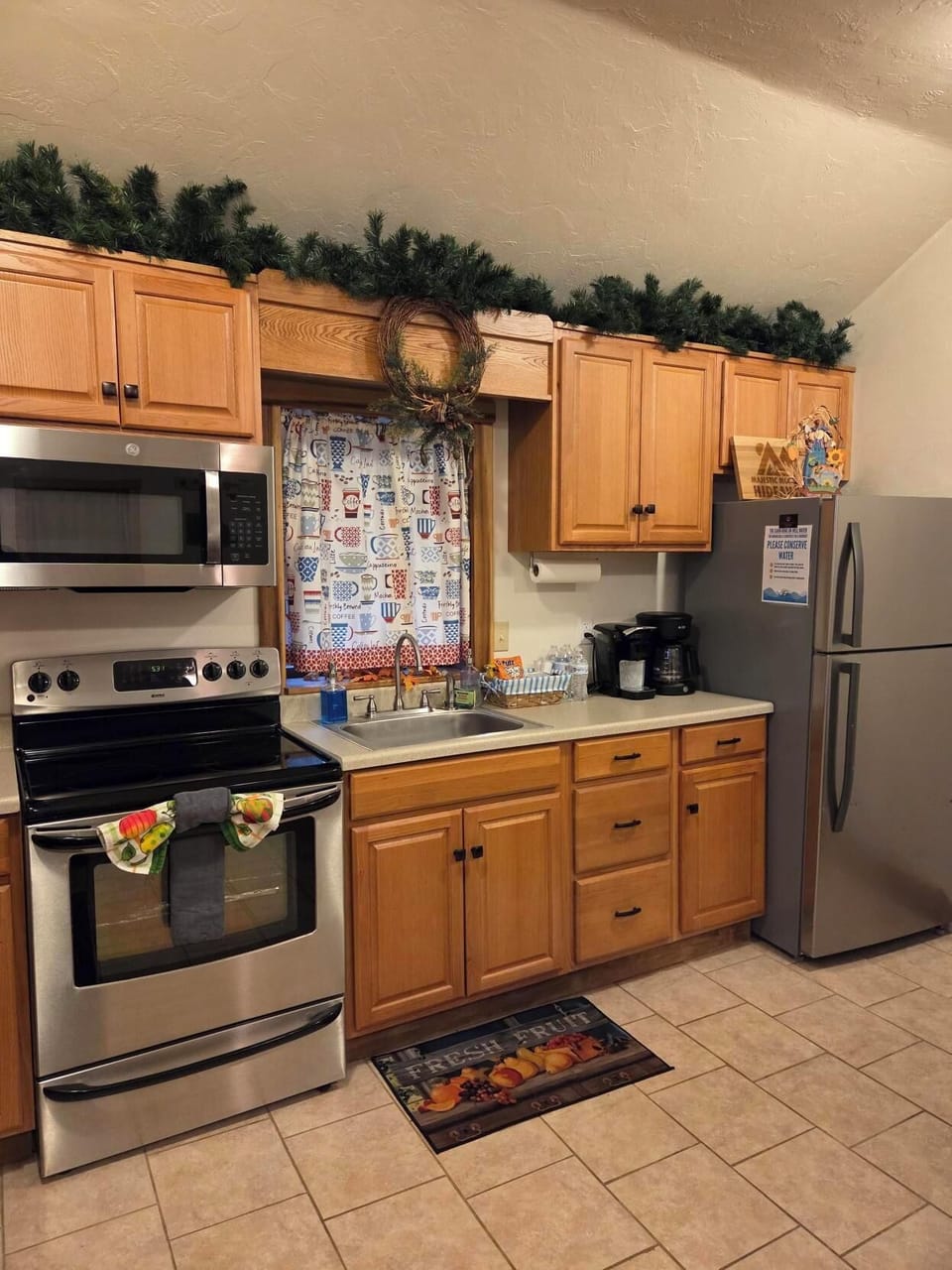 Full Kitchen