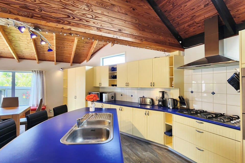 Kitchen (1)