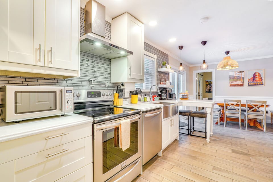 Kitchen | Cooking Basics | Coffee Maker | 1st Floor