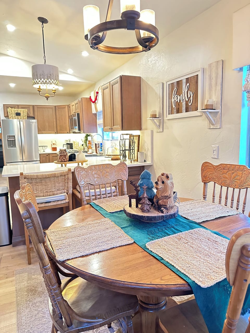 Dining Room (1)