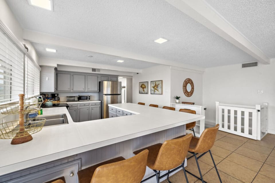 A cooking haven where style and functionality unite seamlessly