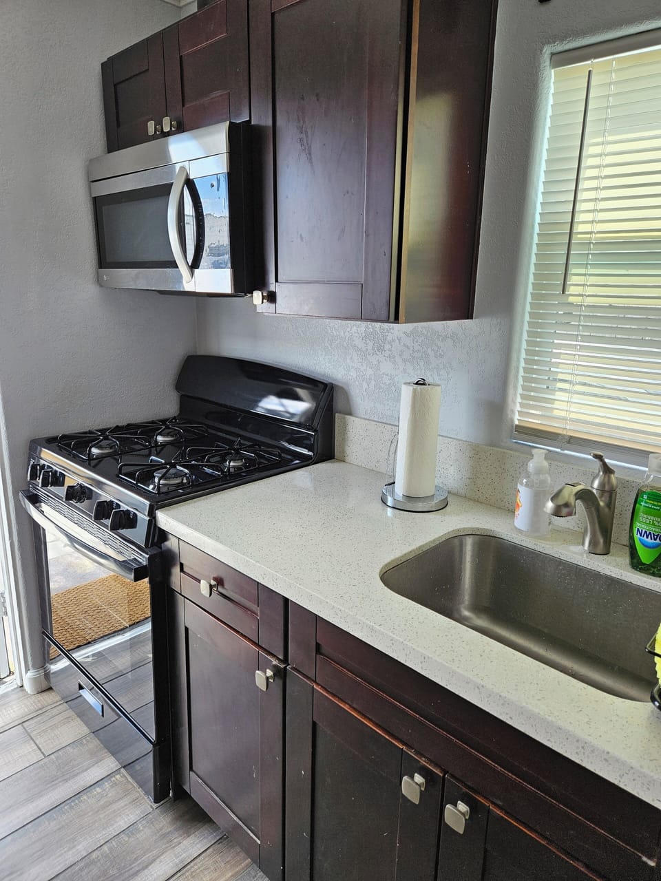 Stainless steel sink
