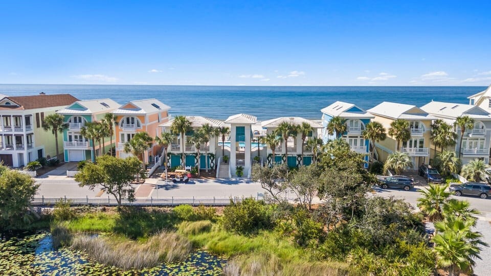 Gulf Front Community Pool