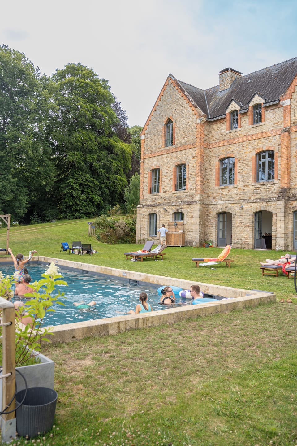 Pool