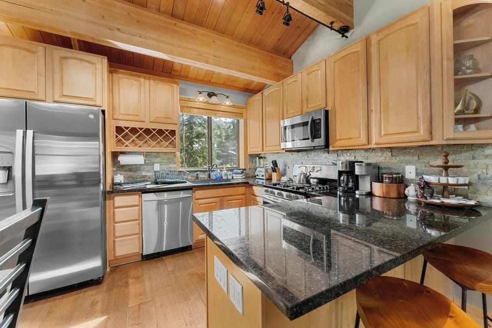 Kitchen and barstools for bar top