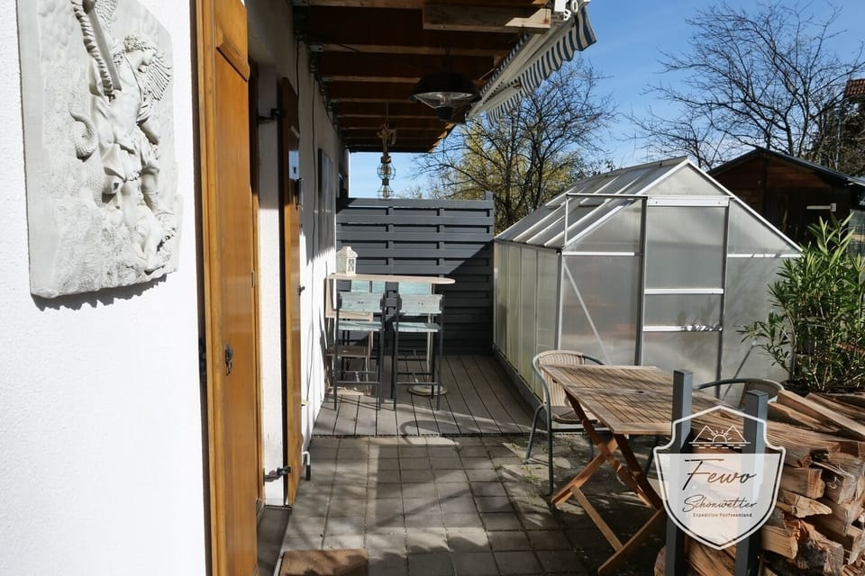Eg33 web0009 (1)