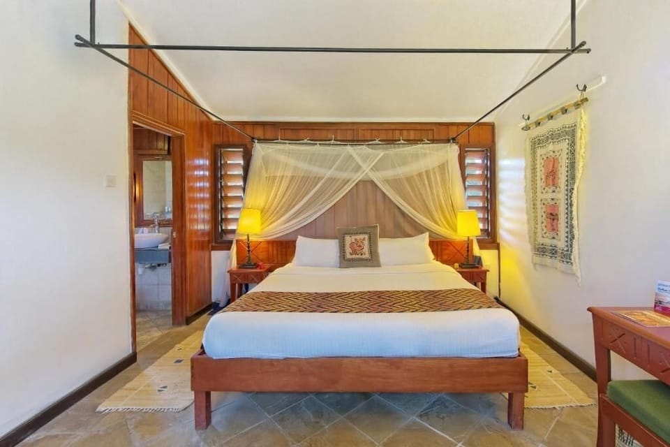 Unit with 1 Double bed. Exact unit will be assigned upon arrival. Views, colors, and decor may vary.