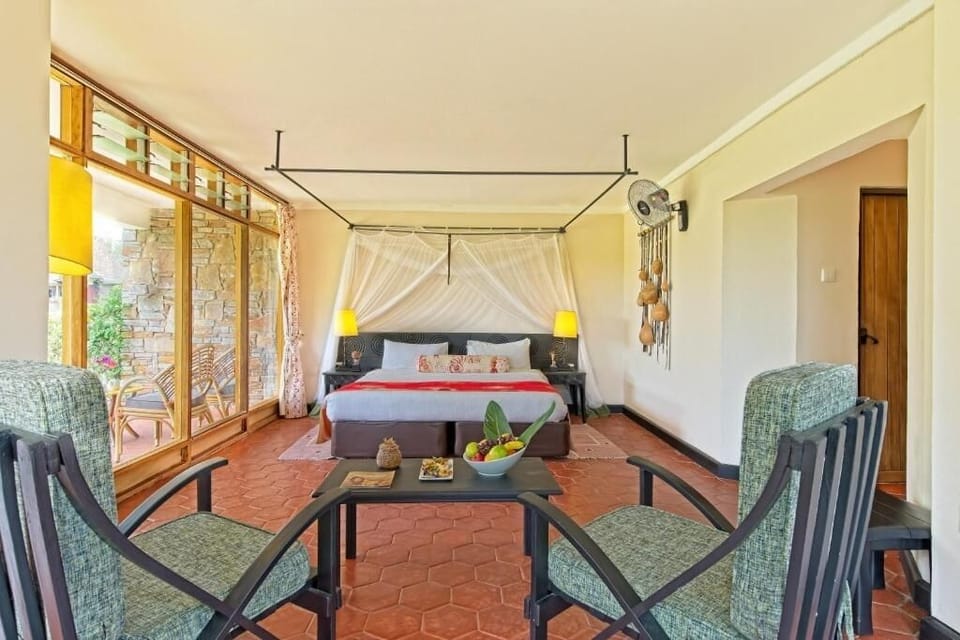 Unit with Double bed. Exact unit will be assigned upon arrival. Views, colors, and decor may vary.