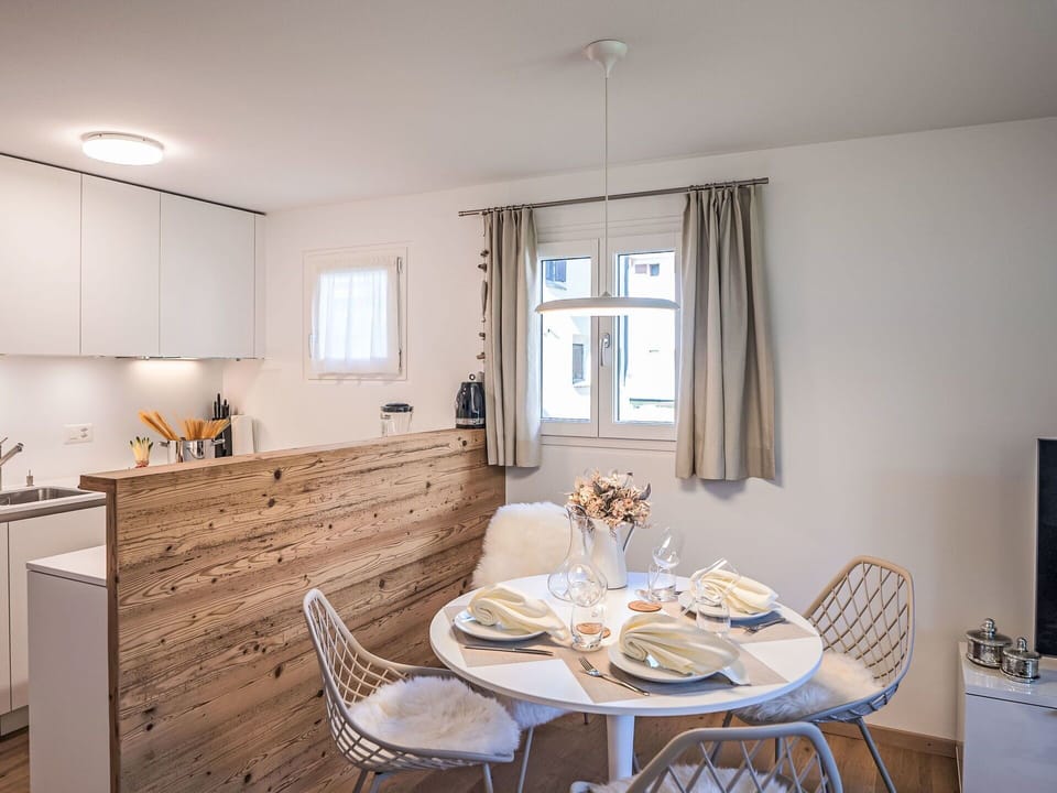 Table, Furniture, Property, Window, Chair, Wood, Lighting, Interior Design, Architecture, Cabinetry