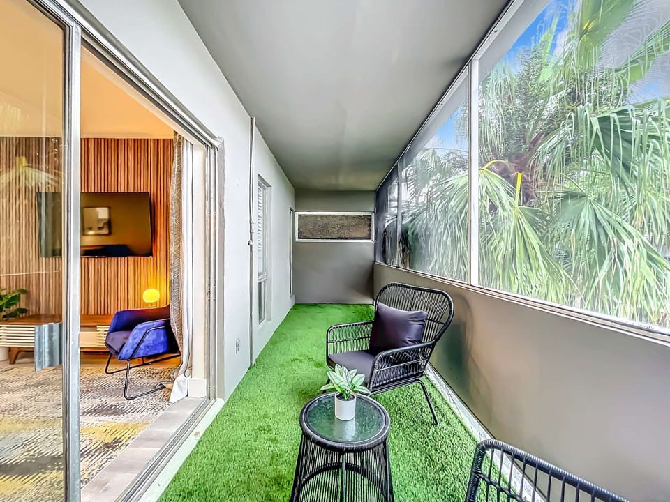 Balcony area